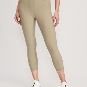 Medium size color birch leaf